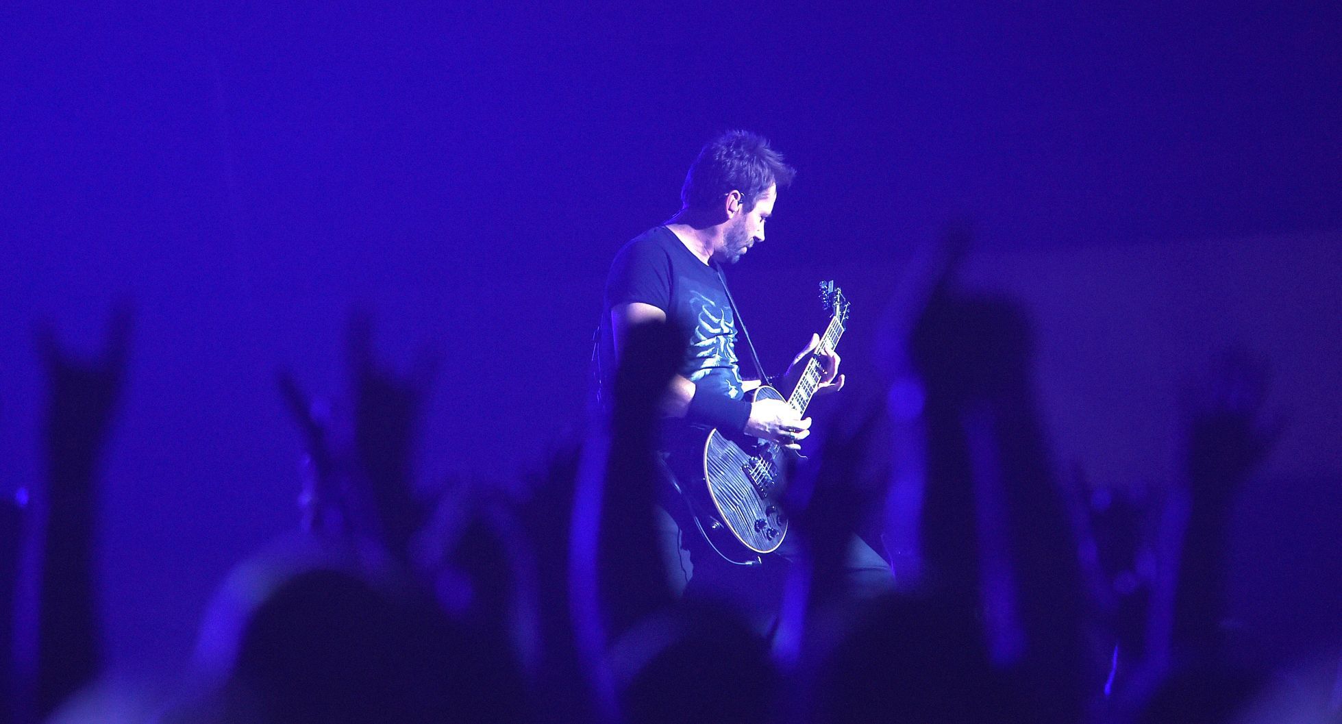 Nickelback hands